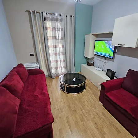 Hotel My *